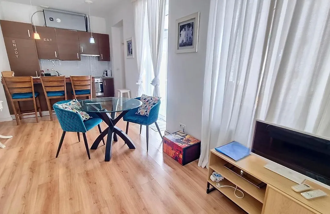 Sapadores · 2 bedrooms apartment Lisbon Boho Chic-1
